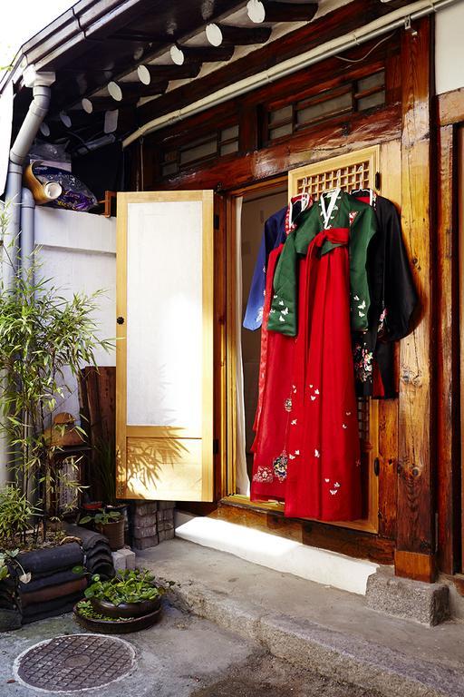 Vine Hanok Guesthouse Seoul Exterior photo