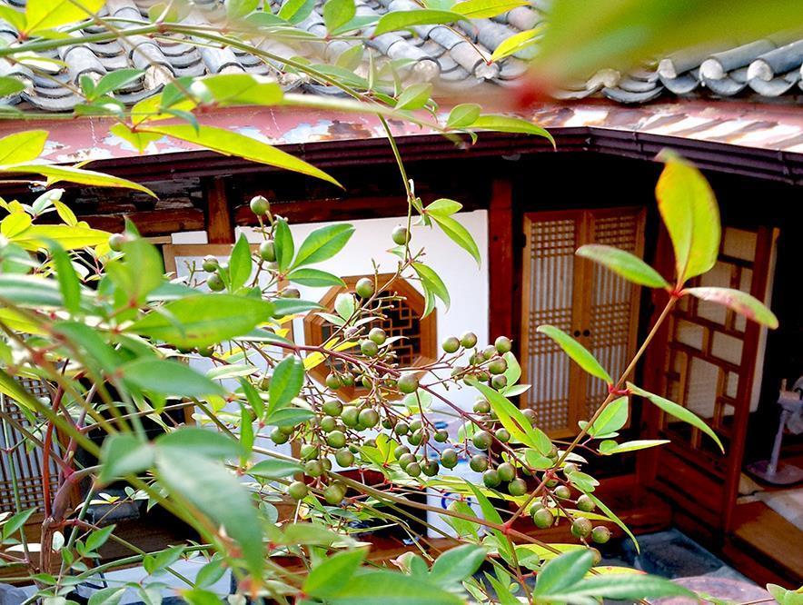 Vine Hanok Guesthouse Seoul Exterior photo