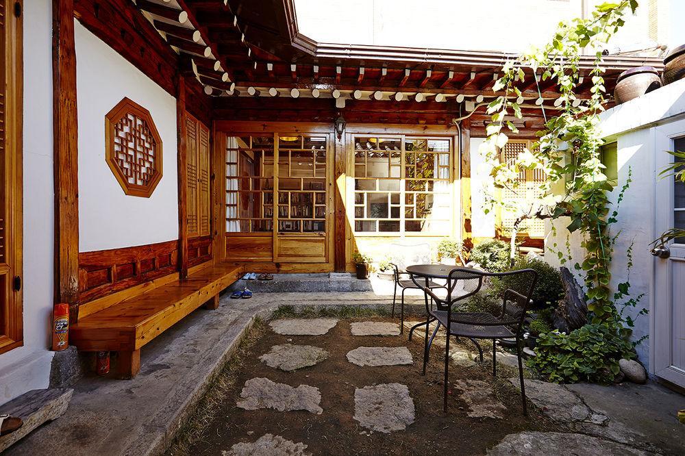 Vine Hanok Guesthouse Seoul Exterior photo
